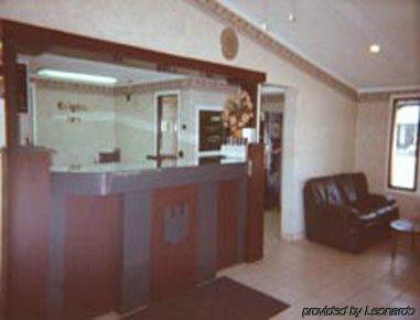 Knights Inn - Madison Heights Beltér fotó